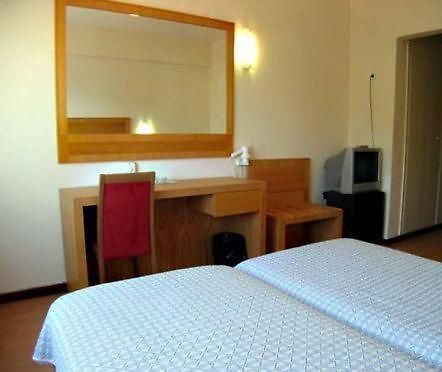Diana Hotel Híosz Kültér fotó